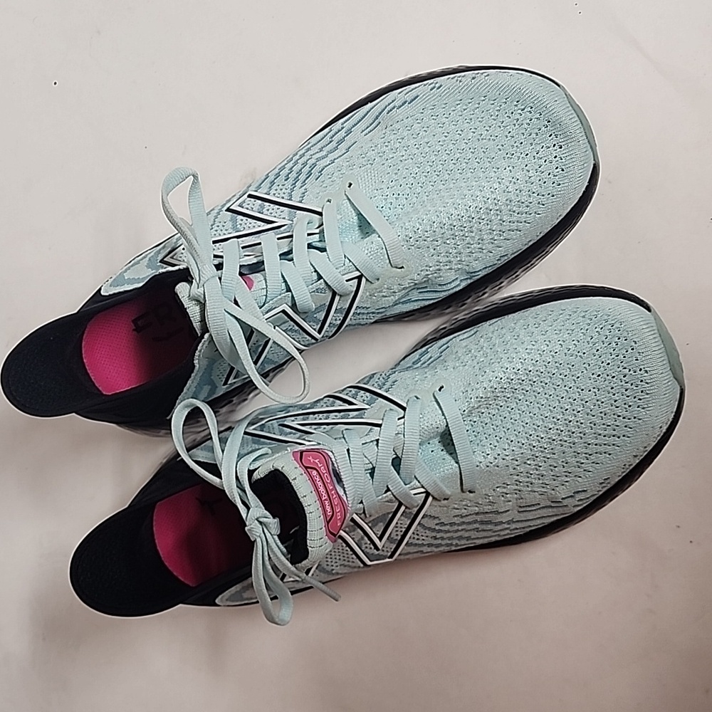 New Balance Fresh Foam 1080 Womens Sz 8.5 seafoam Athletic Shoes - Picture 2 of 14